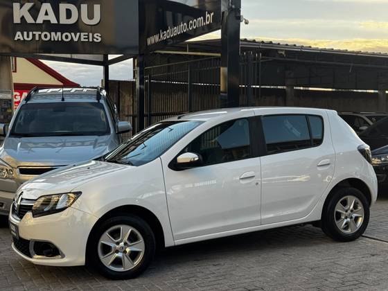 RENAULT SANDERO 1.0 12V SCE FLEX VIBE MANUAL RENAULT SANDERO 1.0 12V SCE FLEX VIBE MANUAL